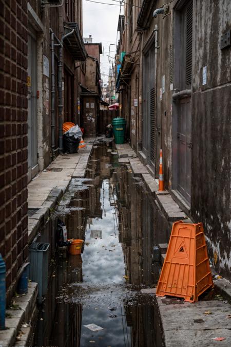 AI Art LoRA Model: 0046 dirty alley（pony and 1.5） | PixAI